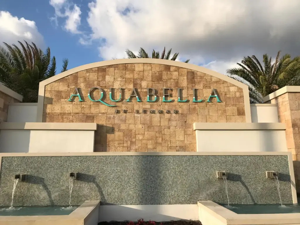 Aquabella Community Entrance – Channel letters + Wayfinding by World Signs USA, Hialeah