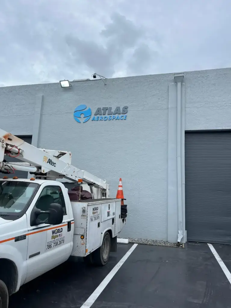 Atlas Aerospace – Channel letters by World Signs USA, Doral
