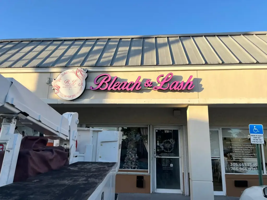 Bleach & Lash – Channel letters by World Signs USA, South Florida
