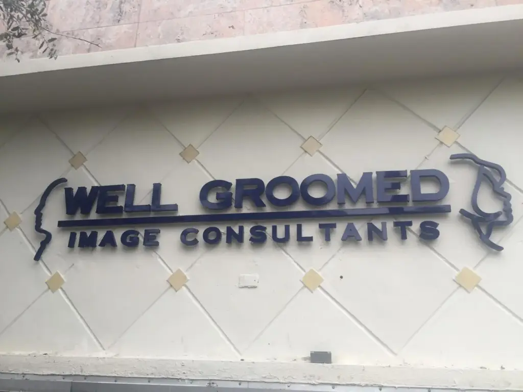 Well Groomed – Channel letters by World Signs USA, Coral Gables